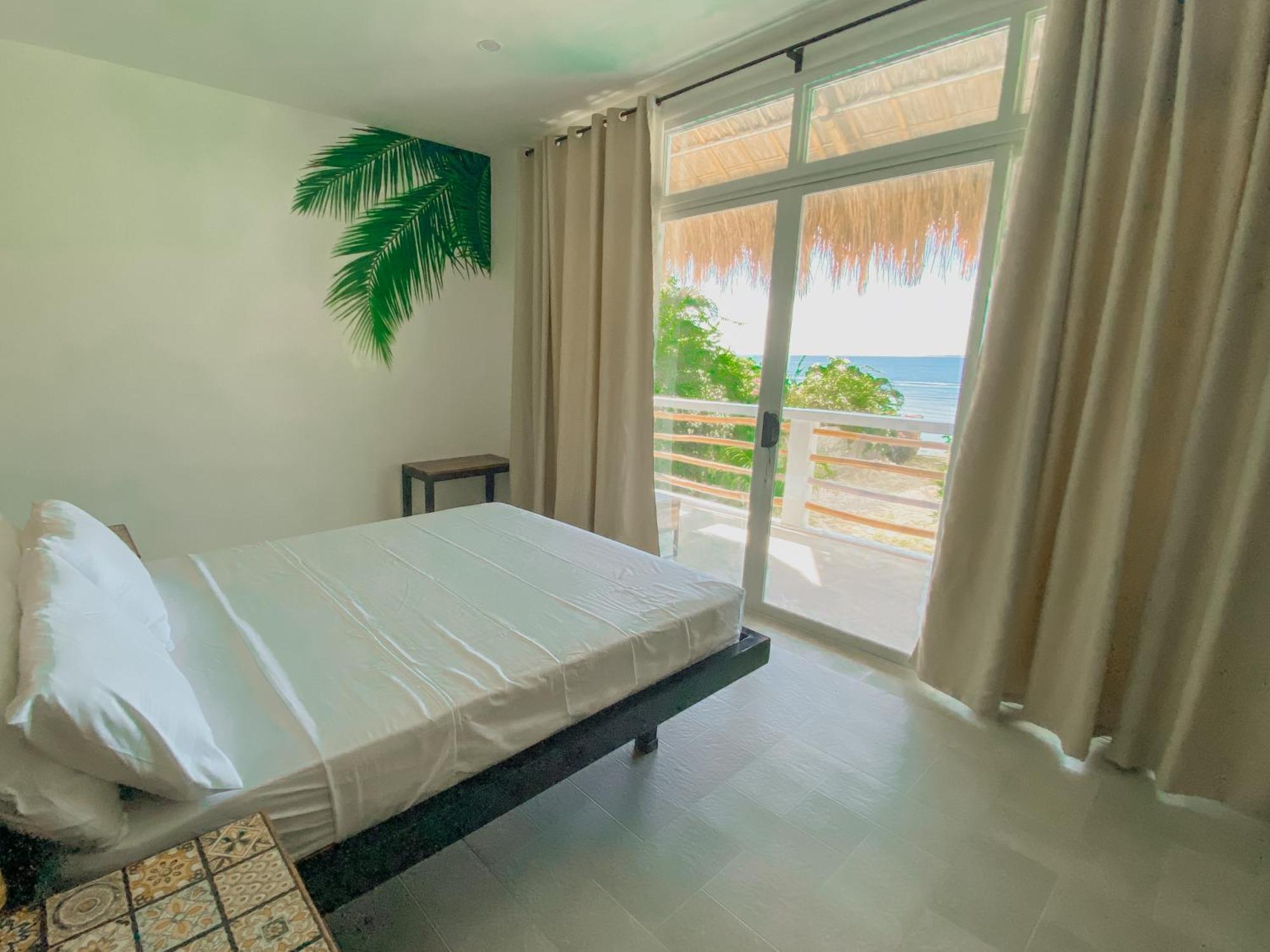 Avila'S Horizon Dive Resort Сантандер Экстерьер фото