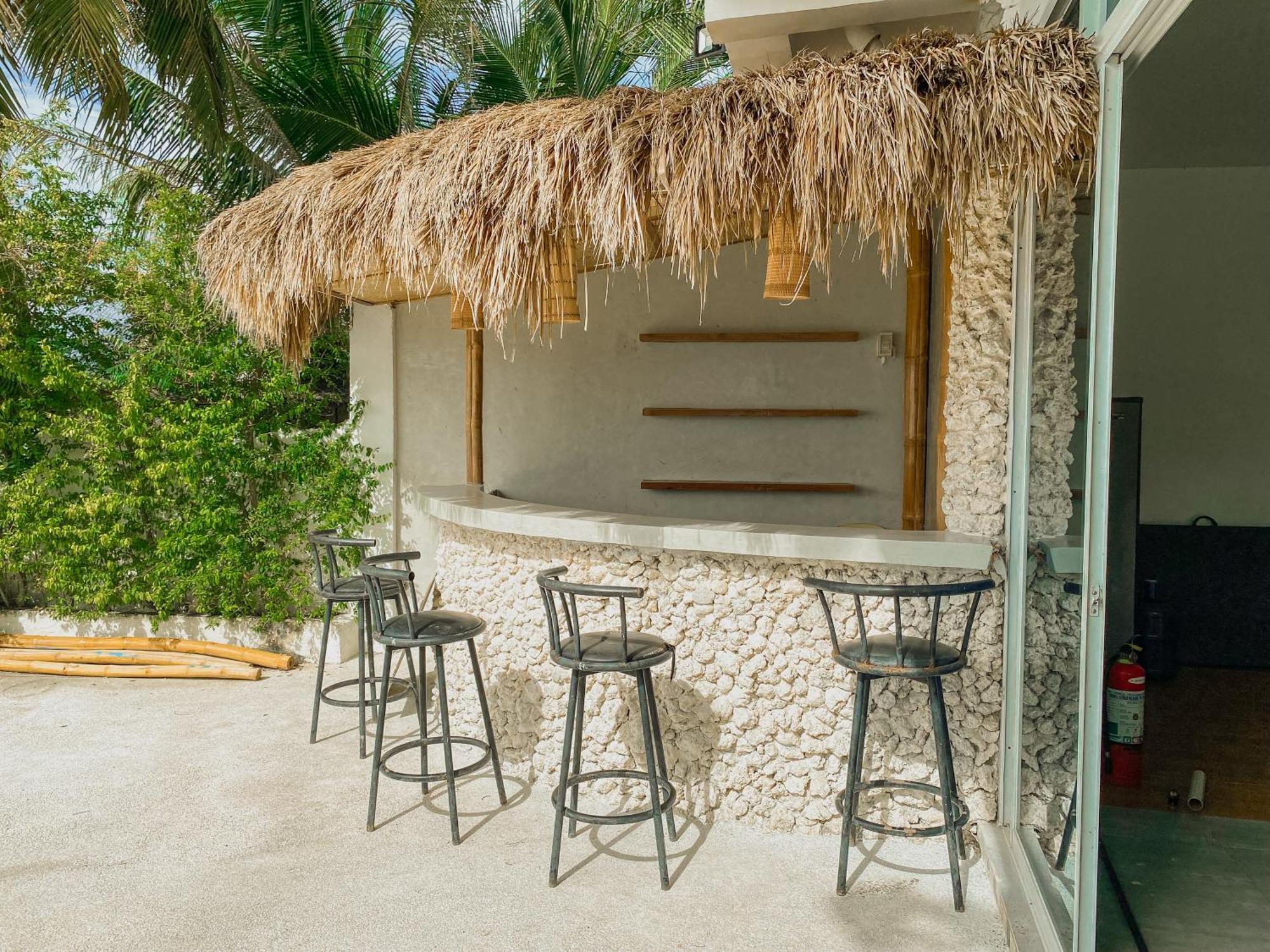 Avila'S Horizon Dive Resort Сантандер Экстерьер фото