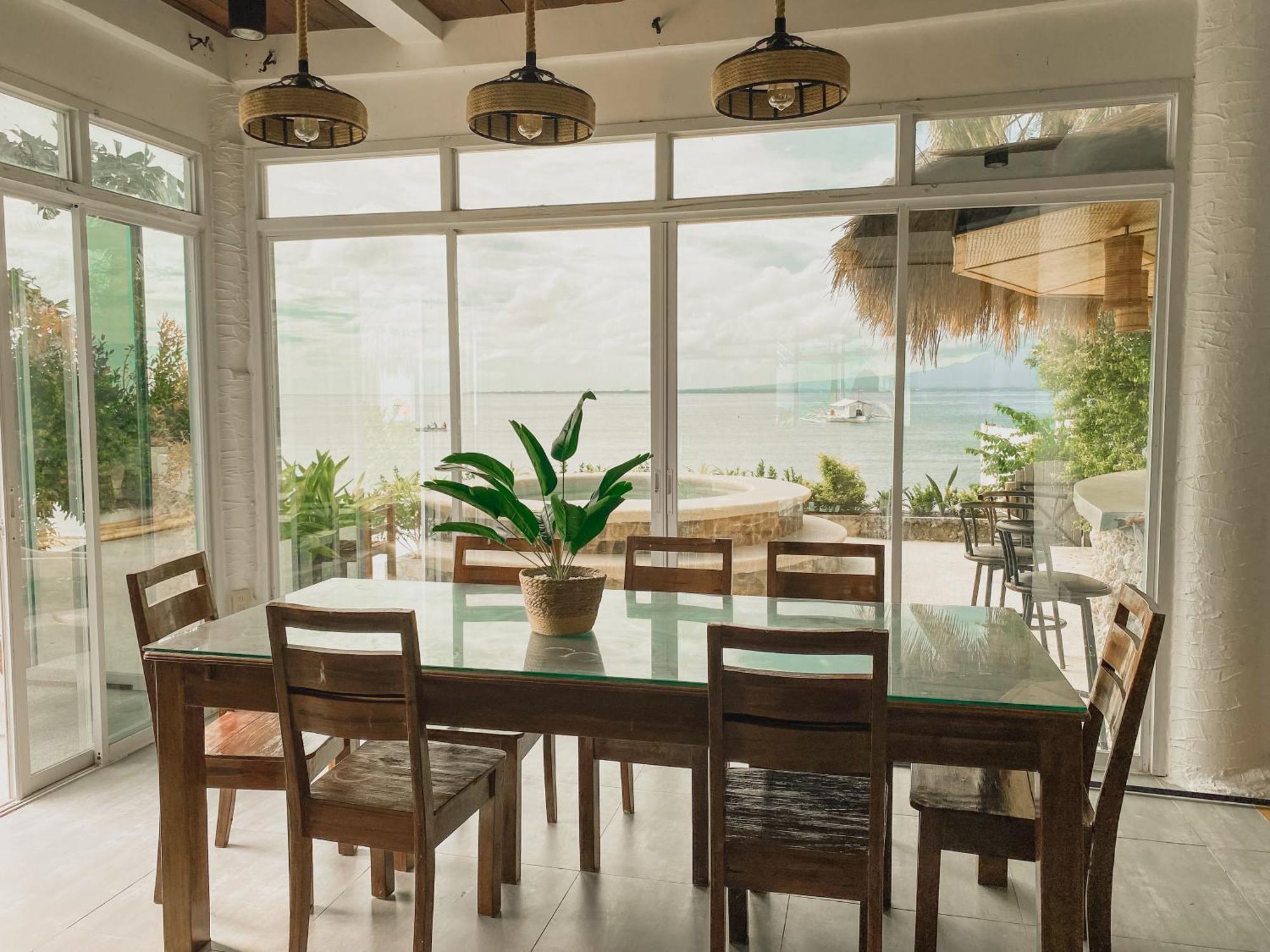 Avila'S Horizon Dive Resort Сантандер Экстерьер фото